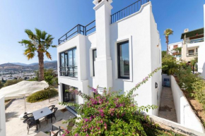 Pleasant Apartment with Garden in the Heart of Bodrum